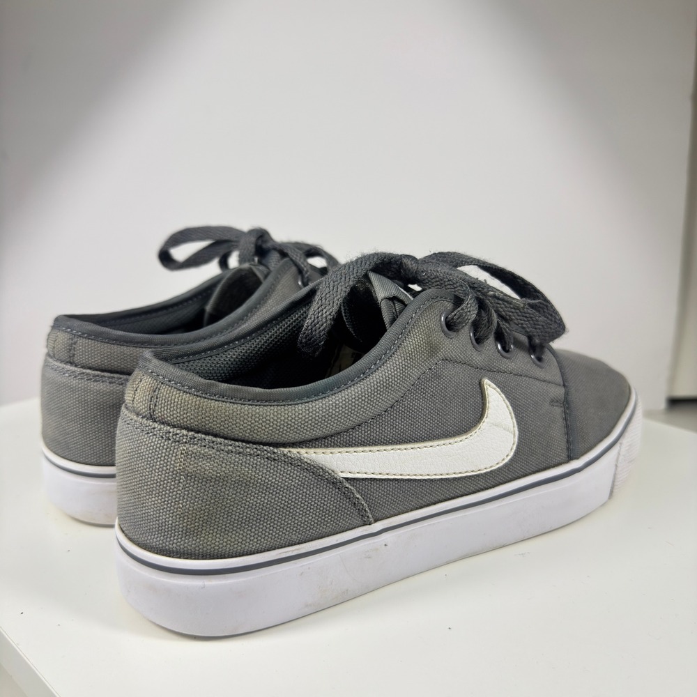 Nike SB Satire II Skate Shoes Mens Size 7 Grey Canvas Low Top 555272-091 - Picture 7 of 16
